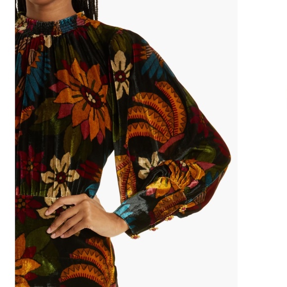 NWT $295 FARM RIO Macaw Floral Long Sleeve Velvet Dress in size M and XL! - Picture 5 of 9